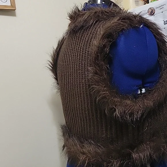 Decree Brown Faux Fur Vest - Picture 3 of 4
